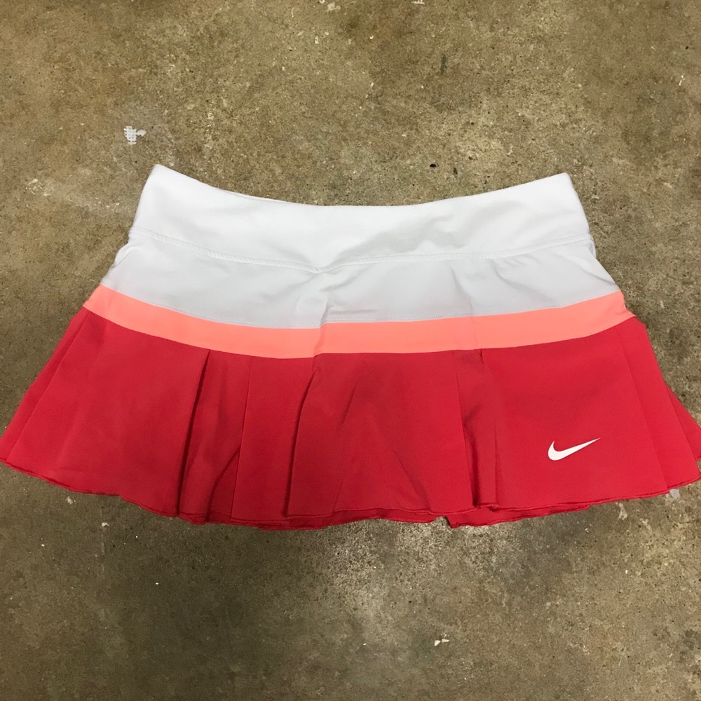 Nike Dri Fit Active Skirt In Size Medium